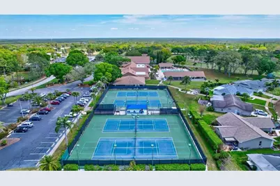 1617 Kilwinning Court, Palm Harbor, FL 34684 - Photo 44