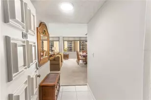 700 Island Way, Clearwater Beach, FL 33767 - Photo 2