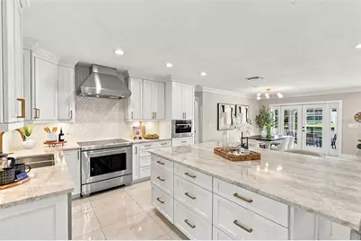 3905 Fontainebleau Drive, Tampa, FL 33634 - Photo 18