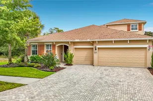 3117 Majestic View Dr, Lutz, FL 33558 - Photo 2