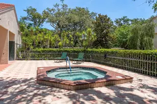 301 Los Prados Dr, Safety Harbor, FL 34695 - Photo 28