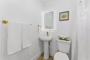 3917 E Eden Roc Cir, Tampa, FL 33634 - Photo 32