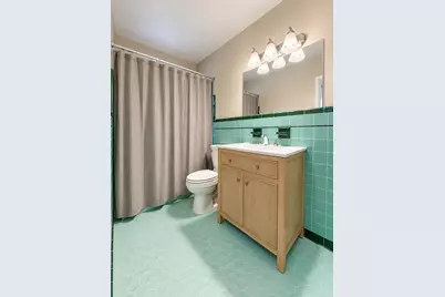 109 W Grapefruit Circle, Clearwater, FL 33759 - Photo 12