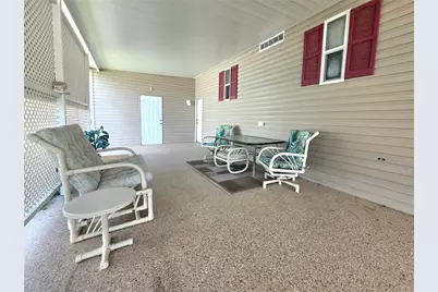 37321 Eileen Avenue, Zephyrhills, FL 33542 - Photo 4