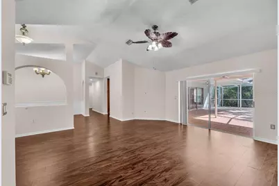 4008 Eagles Nest Drive, Valrico, FL 33596 - Photo 8