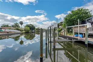 743 Kingston Ct, Apollo Beach, FL 33572 - Photo 4