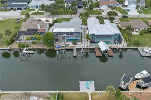 743 Kingston Ct, Apollo Beach, FL 33572 - Photo 1