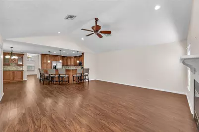 4008 Eagles Nest Drive, Valrico, FL 33596 - Photo 18