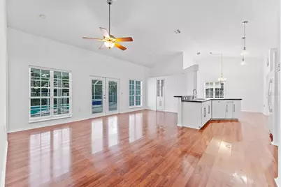 1435 Club Drive, Tarpon Springs, FL 34689 - Photo 6