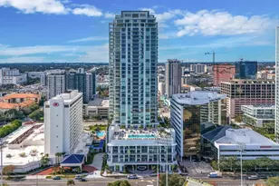 301 1st St S, Saint Petersburg, FL 33701 - Photo 2