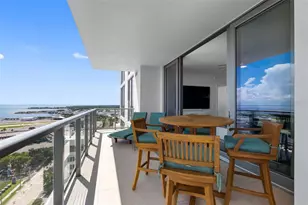 301 1st St S, Saint Petersburg, FL 33701 - Photo 62