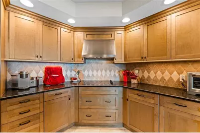 5301 Gulf Blvd. Boulevard #E406, Saint Pete Beach, FL 33706 - Photo 32