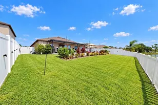 236 Rain Berry Ave, Ruskin, FL 33570 - Photo 42
