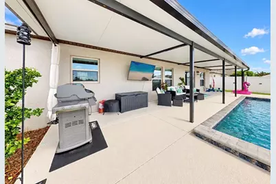 236 Rain Berry Avenue, Ruskin, FL 33570 - Photo 36