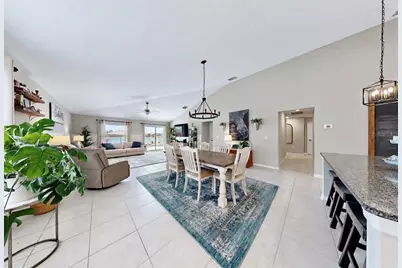 236 Rain Berry Avenue, Ruskin, FL 33570 - Photo 4