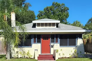 1182 8th St N, Saint Petersburg, FL 33701 - Photo 1
