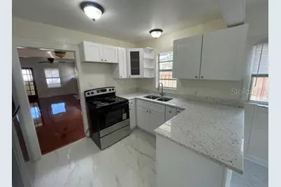 1182 8th Street N, Saint Petersburg, FL 33701 - Photo 10
