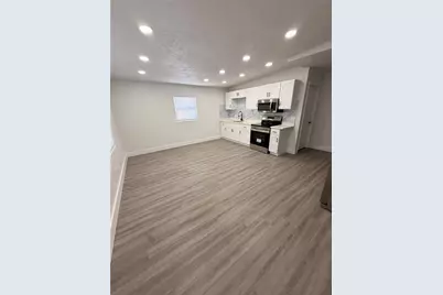 5808 N Lois Avenue, Tampa, FL 33614 - Photo 36