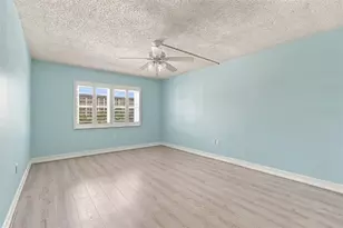 9 Forbes Pl, Dunedin, FL 34698 - Photo 16