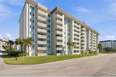 9 Forbes Place #412, Dunedin, FL 34698 - Photo 2