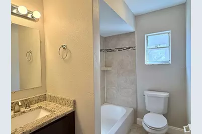 606 Sandy Creek Drive, Brandon, FL 33511 - Photo 12
