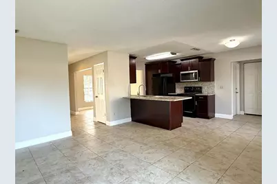 606 Sandy Creek Drive, Brandon, FL 33511 - Photo 4