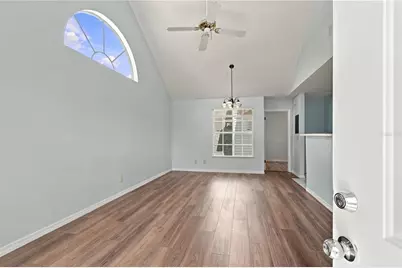 12291 Armenia Gables Circle, Tampa, FL 33612 - Photo 32