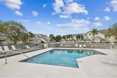 12291 Armenia Gables Circle, Tampa, FL 33612 - Photo 18