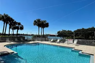 7862 Sailboat Key Blvd S Blvd S, South Pasadena, FL 33707 - Photo 22