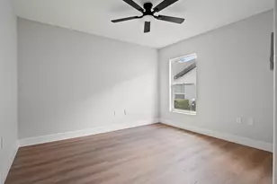 6111 Heroncrest Ct, Lithia, FL 33547 - Photo 48