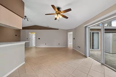 11959 Murray Avenue, Seminole, FL 33778 - Photo 10