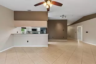 11959 Murray Ave, Seminole, FL 33778 - Photo 8