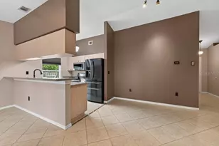 11959 Murray Ave, Seminole, FL 33778 - Photo 12