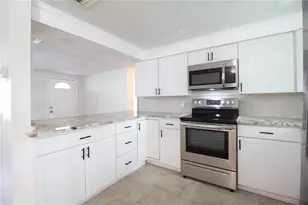 1408 Jennings Dr, Holiday, FL 34690 - Photo 10