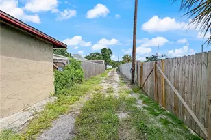 2509 W Lemon St, Tampa, FL 33609 - Photo 32