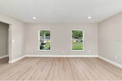 13918 Briardale Lane, Tampa, FL 33618 - Photo 12