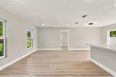 13918 Briardale Lane, Tampa, FL 33618 - Photo 10