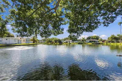 980 7th Street NW #1A, Largo, FL 33770 - Photo 68