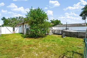 307 W Cherry St, Plant City, FL 33563 - Photo 32