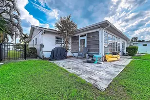 8723 Hickorywood Ln, Tampa, FL 33615 - Photo 54