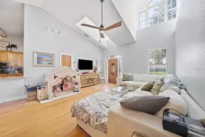 13100 Lilita Avenue, Dover, FL 33527 - Photo 6