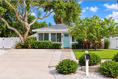 614 Lyndhurst Street, Dunedin, FL 34698 - Photo 1