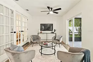 10309 Reclinata Ln, Tampa, FL 33618 - Photo 8