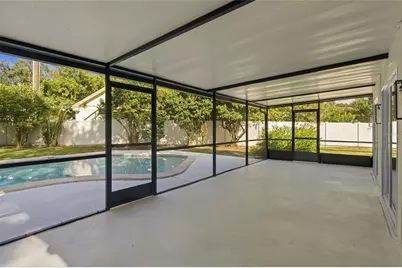 10309 Reclinata Lane, Tampa, FL 33618 - Photo 36