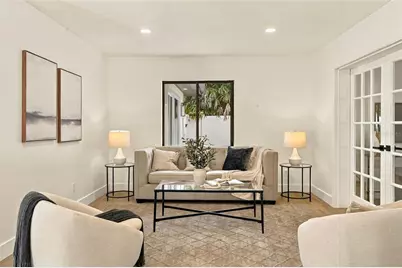 10309 Reclinata Lane, Tampa, FL 33618 - Photo 6