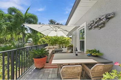 3925 1st Street NE, Saint Petersburg, FL 33703 - Photo 42
