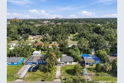 4216 N Sandalwood Circle, Tampa, FL 33617 - Photo 44