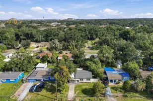 4216 N Sandalwood Cir, Tampa, FL 33617 - Photo 44