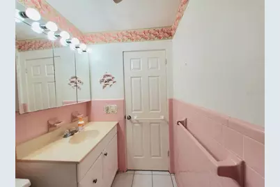 8555 112th Street #106, Seminole, FL 33772 - Photo 12