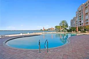 4961 Bacopa Ln S, Saint Petersburg, FL 33715 - Photo 14